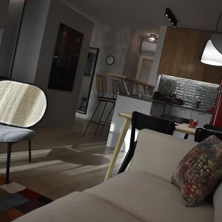 Vienna A Lovely Two Bedrooms With Parking Apartment *
